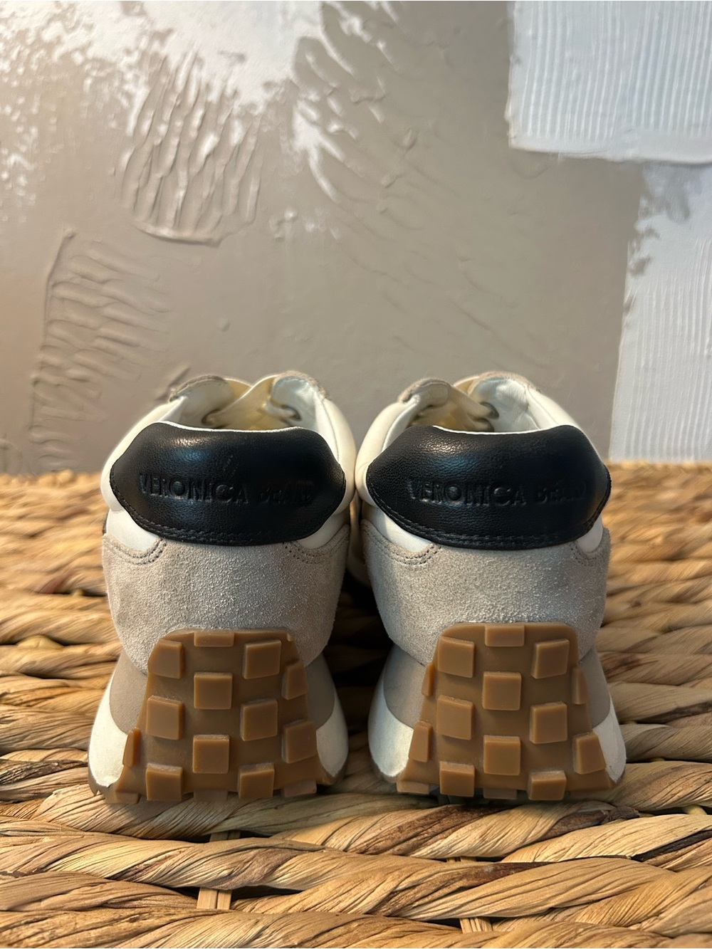 EUC Veronica Beard Valentina Women’s Neutral Beige Suede & Leather Sneakers - Picture 8 of 9